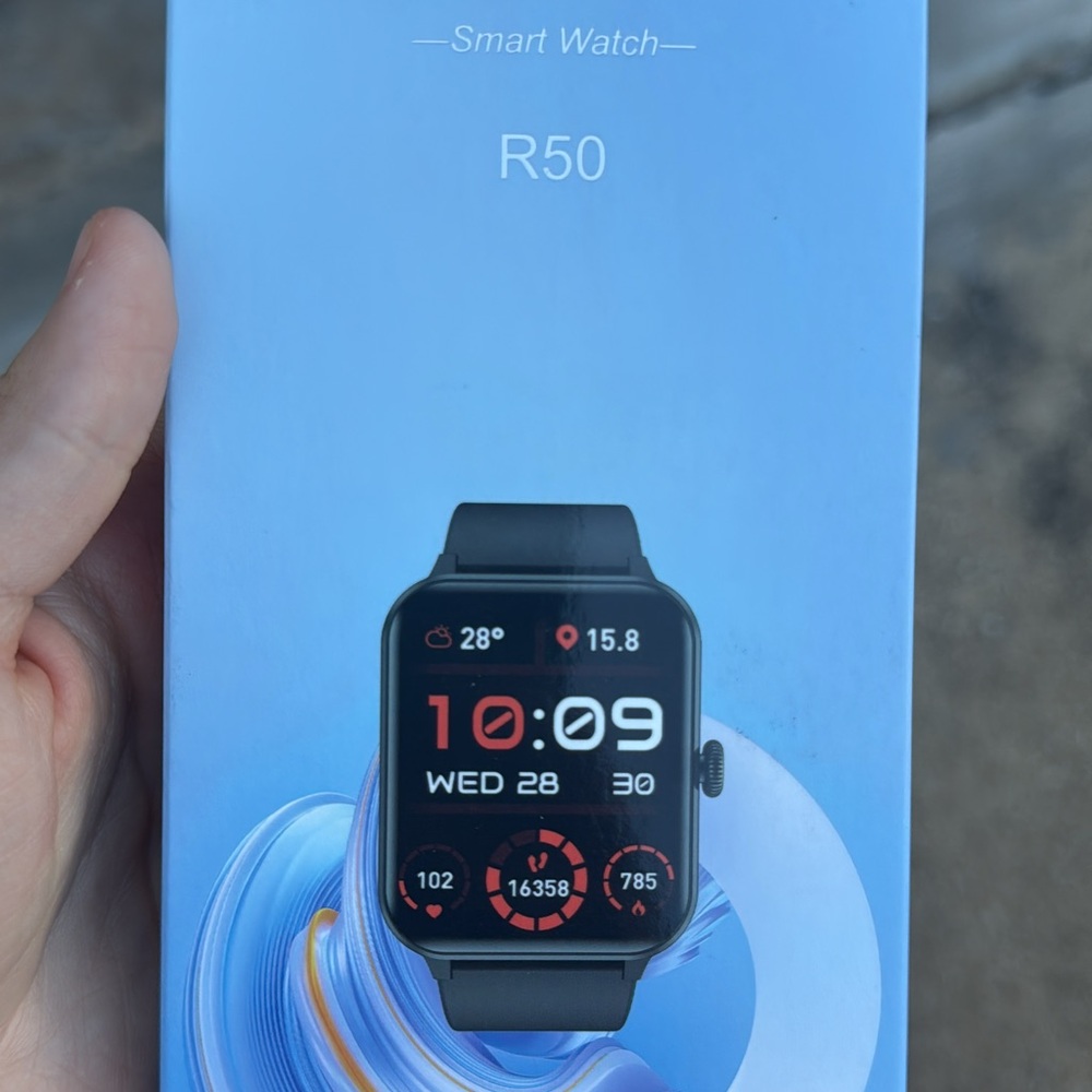 Sleek Black Smartwatch with Modern Design